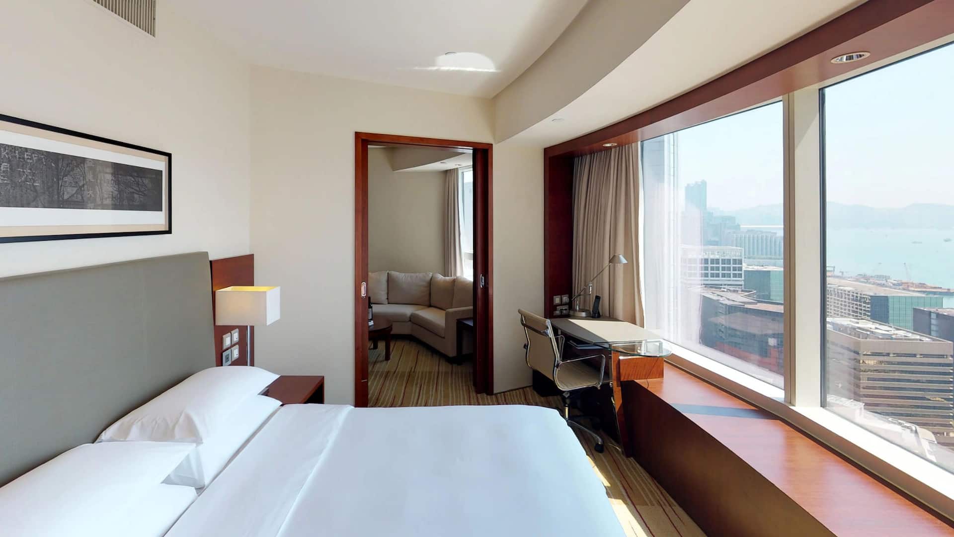 Hyatt Regency Hong Kong, Tsim Sha Tsui Regency Suite Harbour View