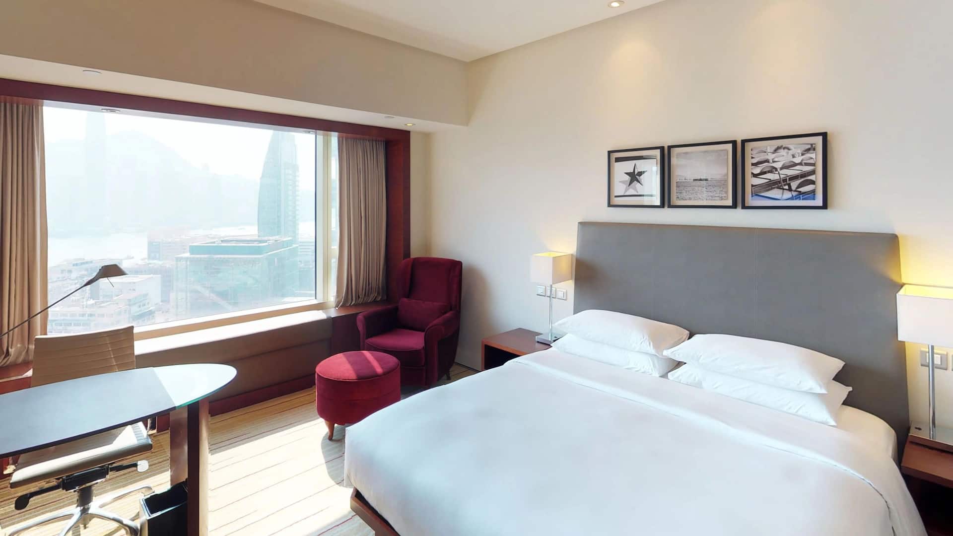 Hyatt Regency Hong Kong, Tsim Sha Tsui 1 King Bed Harbour View