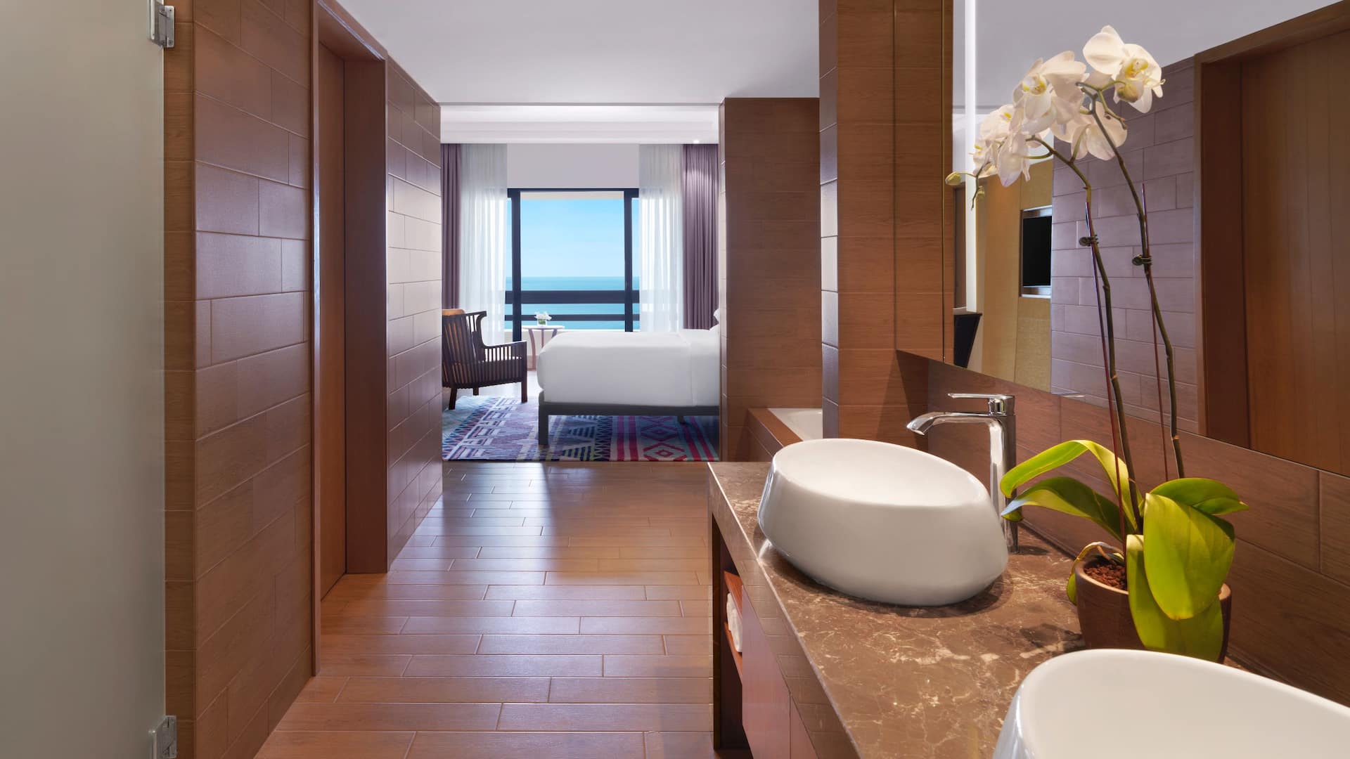 3/3 Hyatt Regency Kuantan Resort Executive Suite Bathroom