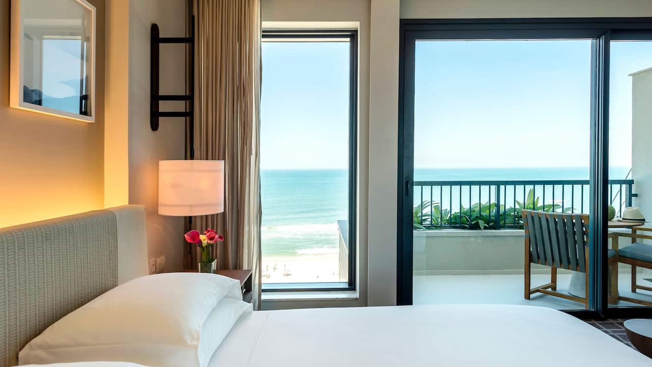 Grand King Room Ocean View