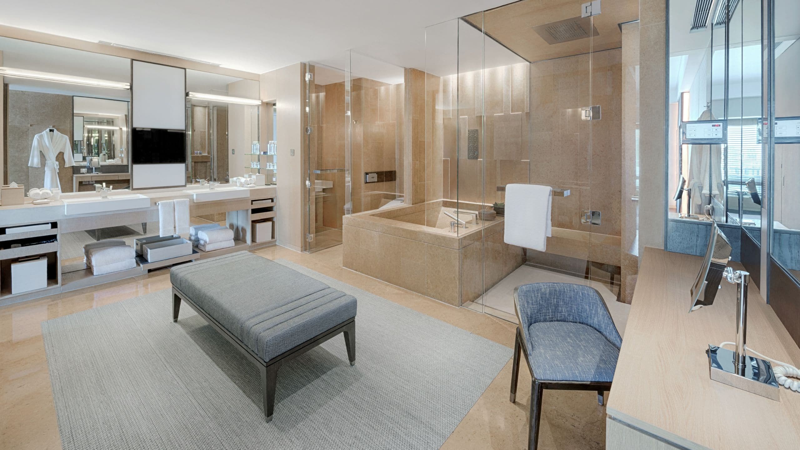 Park Hyatt Beijing Executive Suite Bathroom