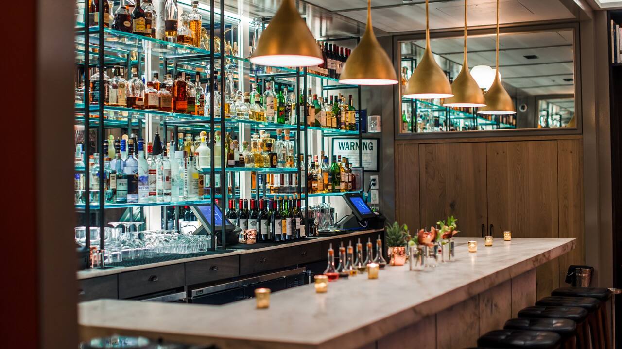 Lounge at Rose Hill Bar