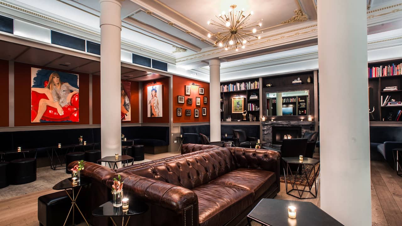 Lounge at Rose Hill