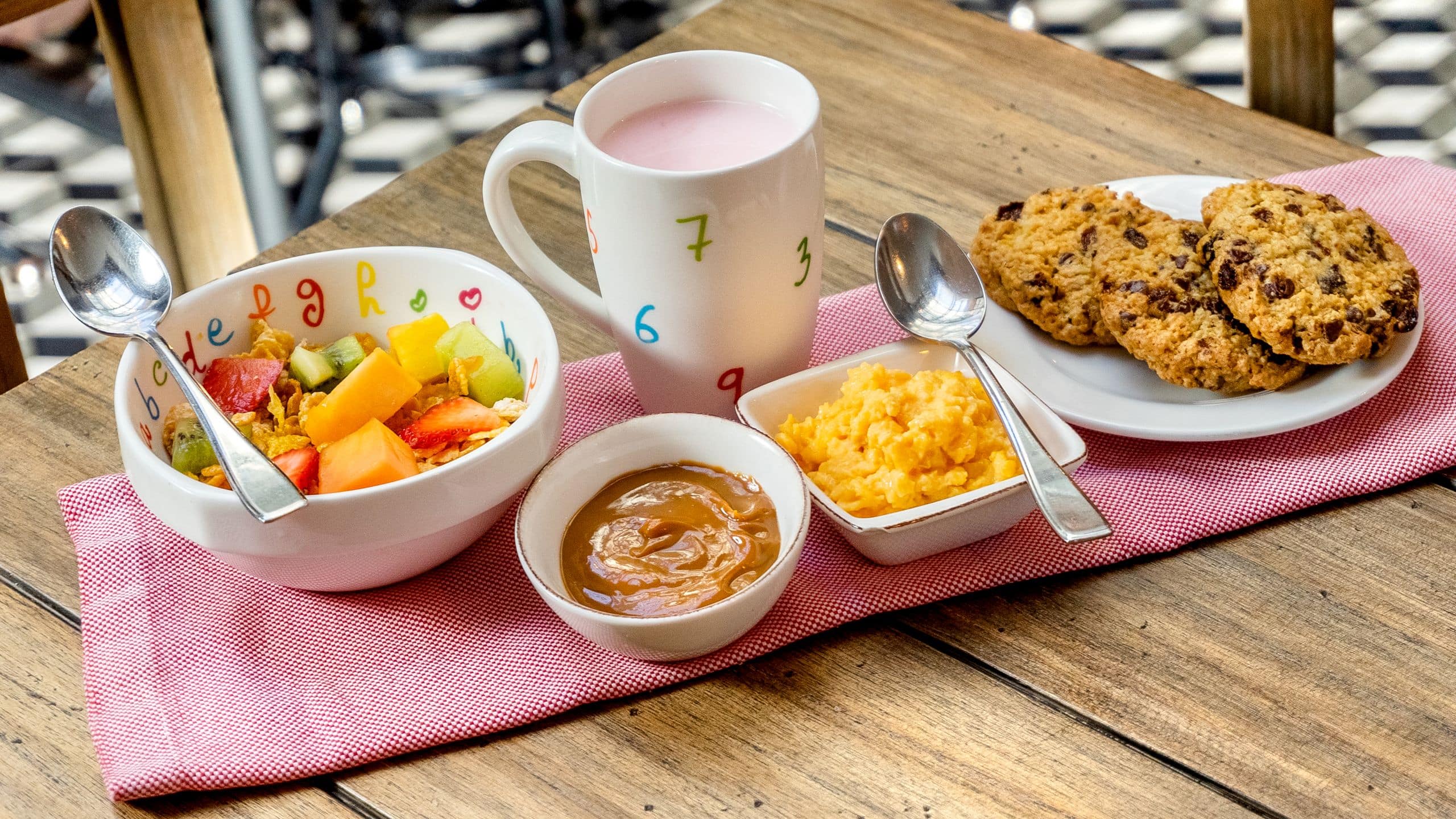 Hyatt Centric Montevideo Plantado Restaurant Kids Breakfast