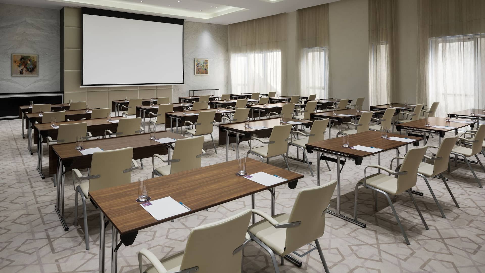Hyatt Place Riyadh Al Sulaimania Meeting Room
