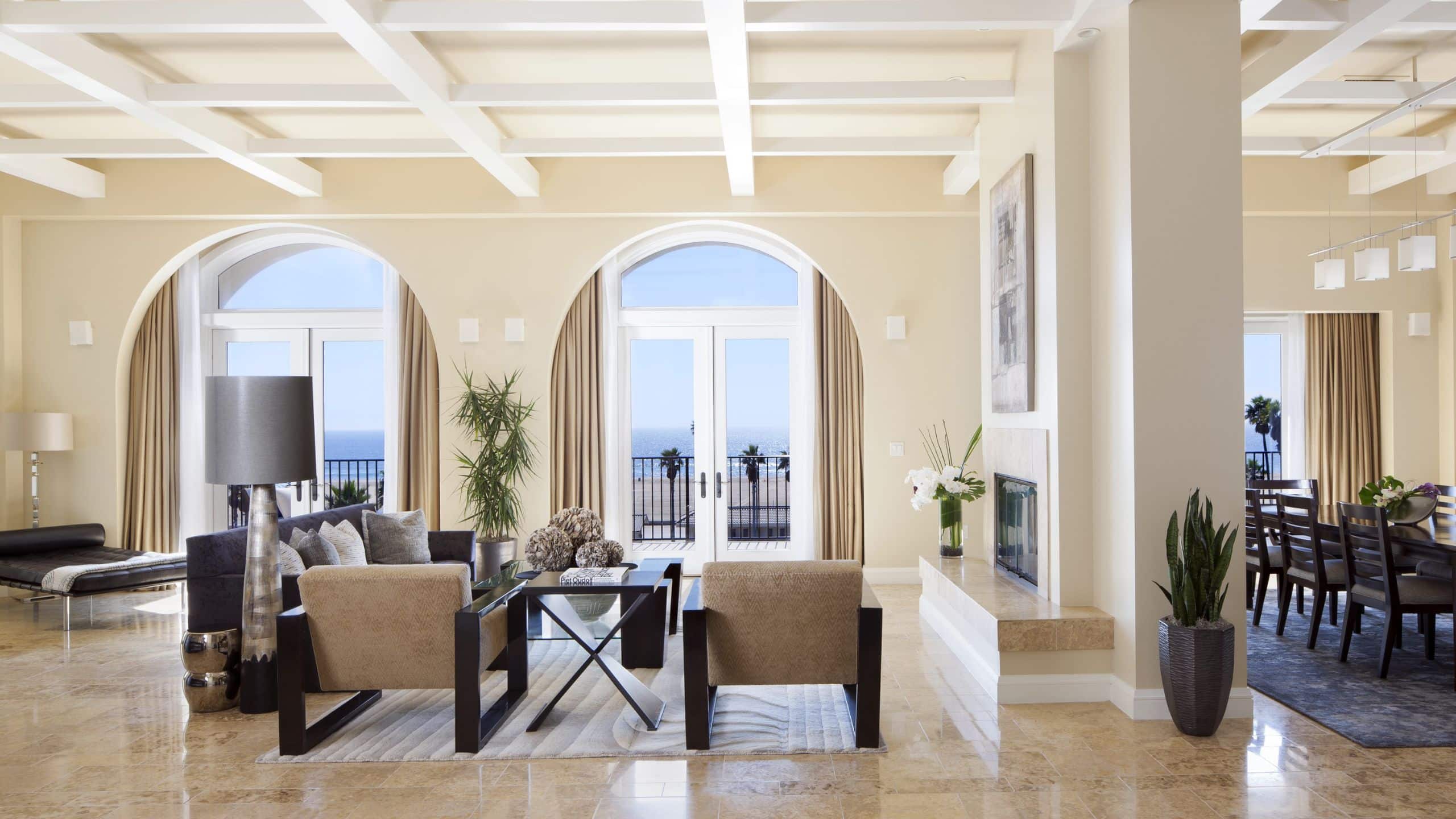 Hyatt Regency Huntington Beach Resort and Spa Contemporary Suite Living Room