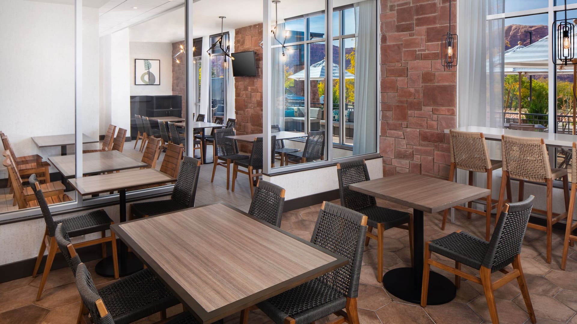 Hyatt Place Moab Breakfast Seating