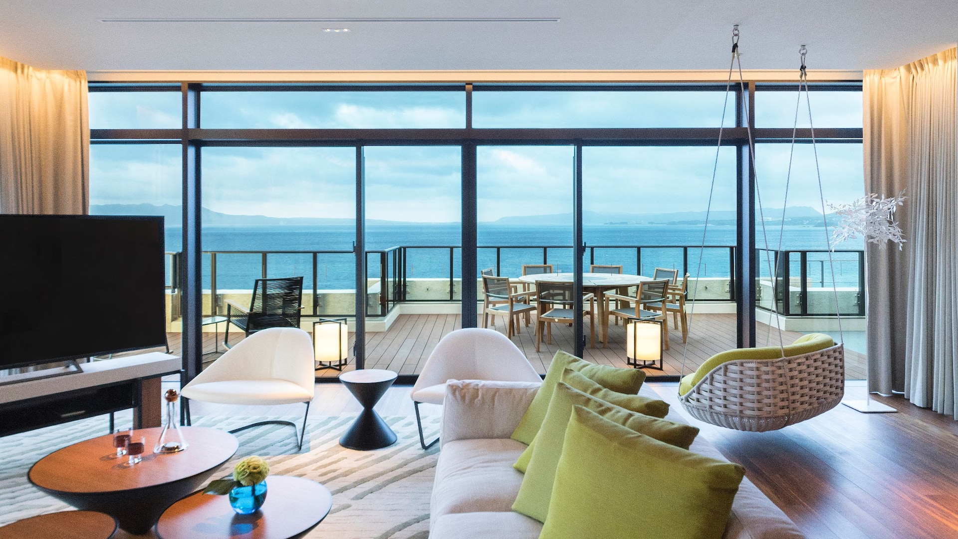 Hyatt Regency Seragaki Island, Okinawa Seragaki Island Suite Living Room
