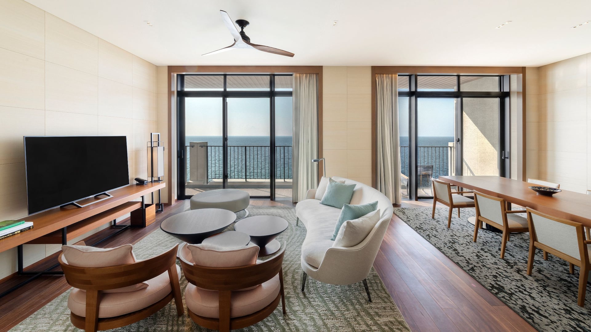 Hyatt Regency Seragaki Island, Okinawa Sunset Suite Living Room