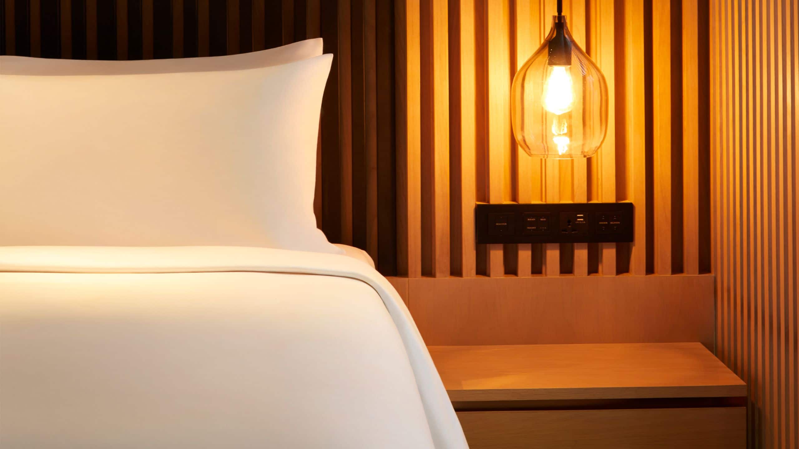 2 of 3 Park Hyatt Jakarta Park Room Bed