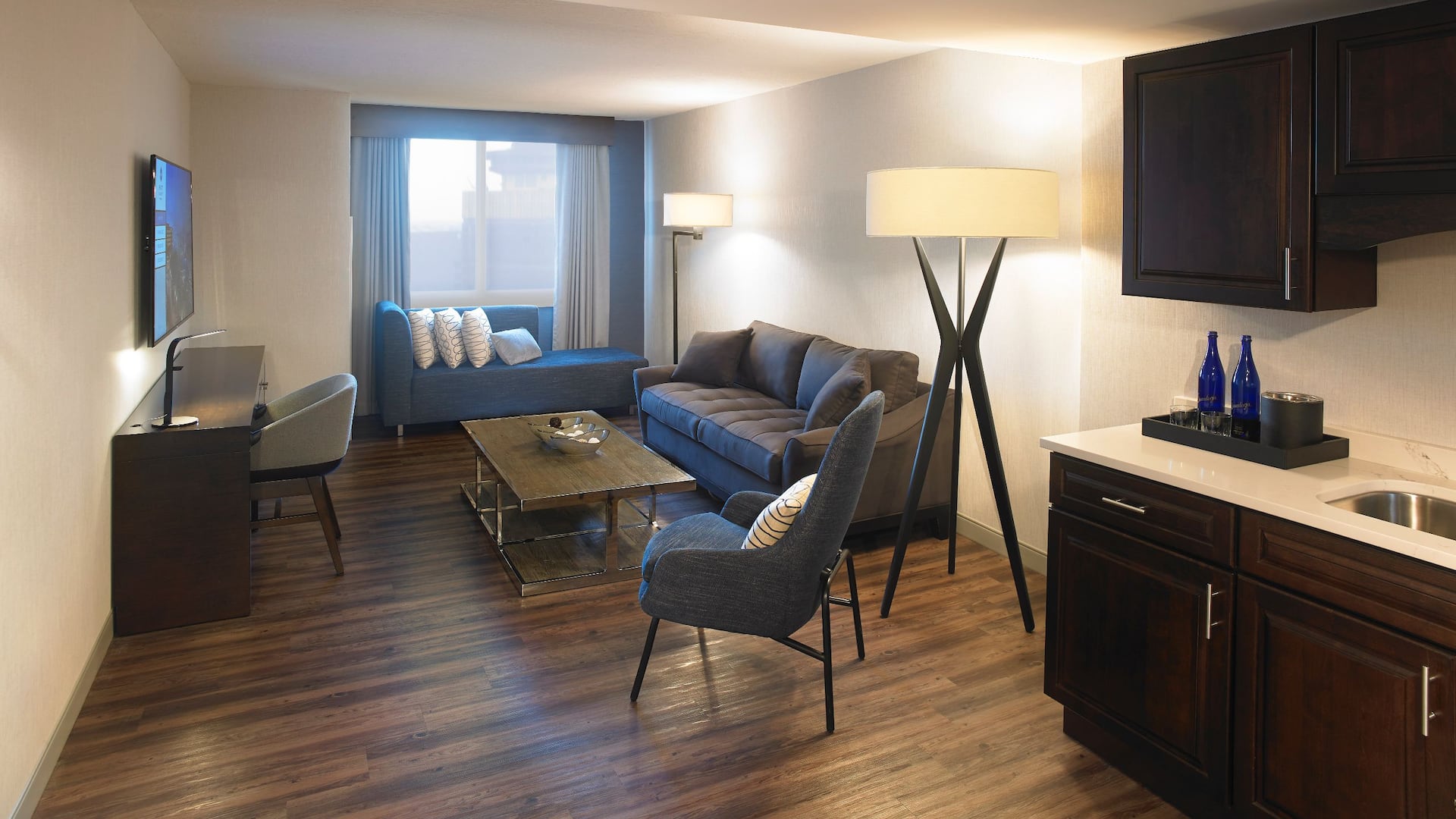 Hyatt Regency Rochester Skyline Suite Living Area