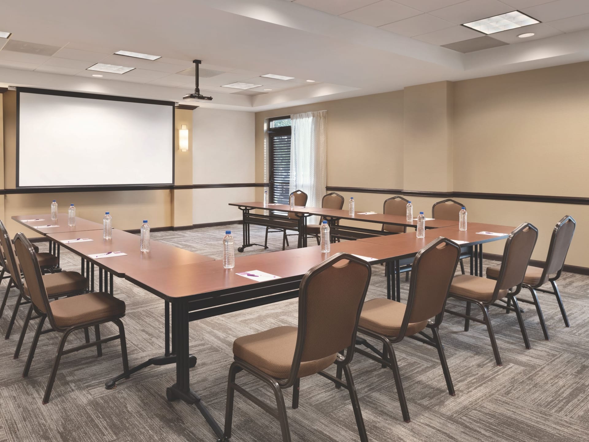 Hyatt Place Chicago/Hoffman Estates Meeting Space