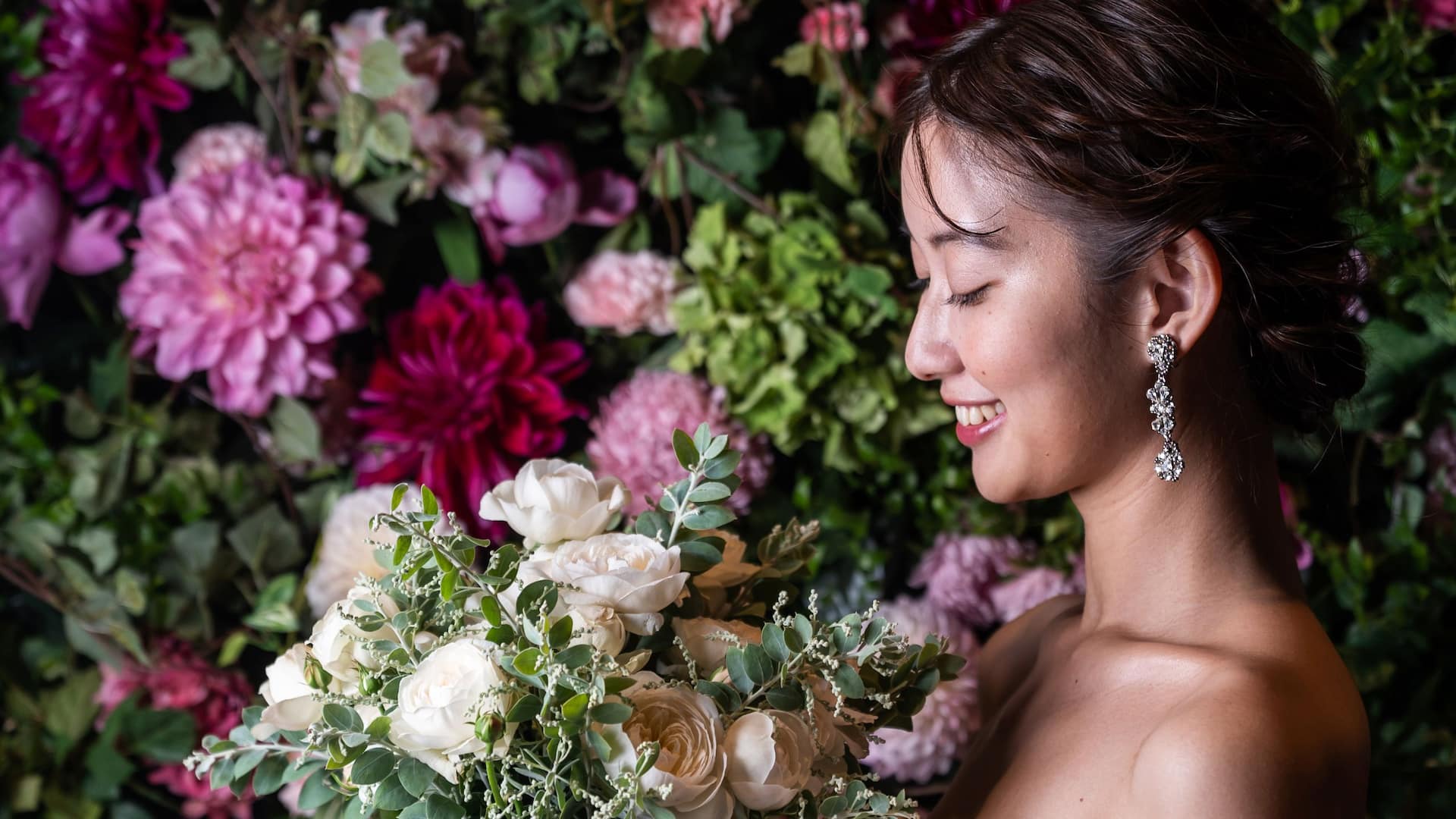 Hyatt Regency Kyoto Wedding Bride with Flowers