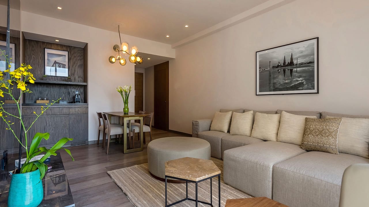 Regency Executive Suite Living Room 