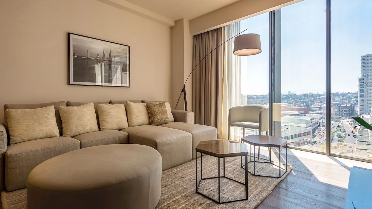 HYATT REGENCY ANDARES GUADALAJARA EXECUTIVE SUITE LIVING ROOM ANDARES VIEW