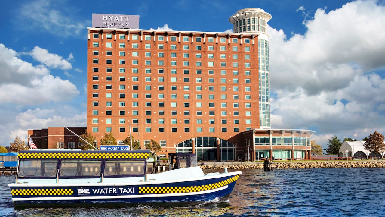 Exterior Water Taxi
