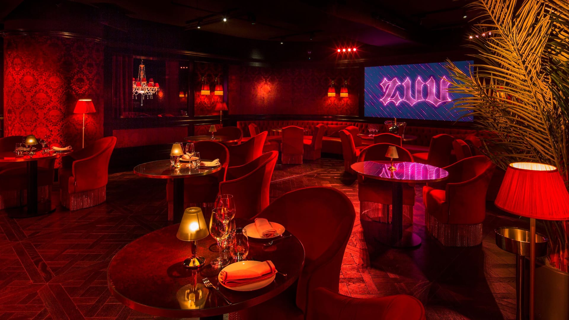 7 of 8 Grand Hyatt Barcelona Zuu Restaurant Side