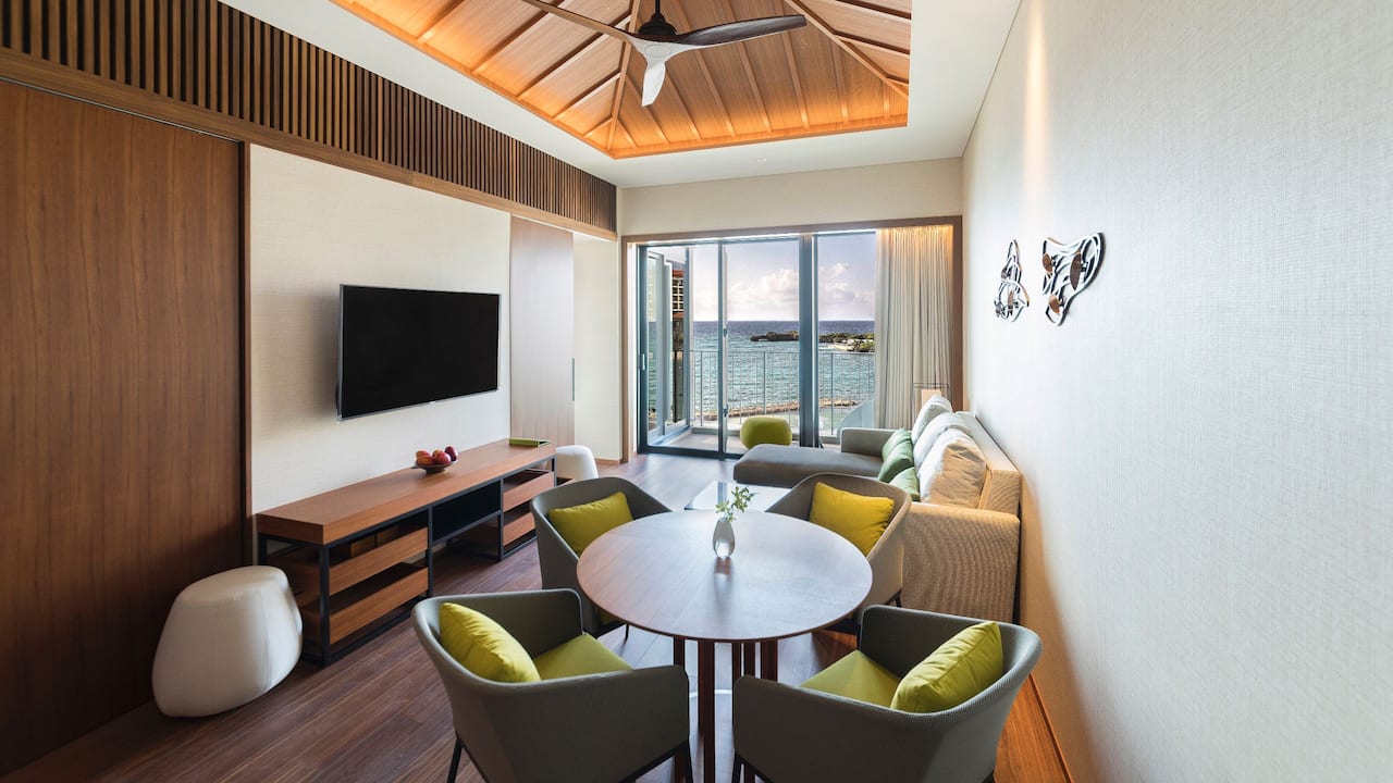 Hyatt Regency Seragaki Island, Okinawa Beach House Living Room