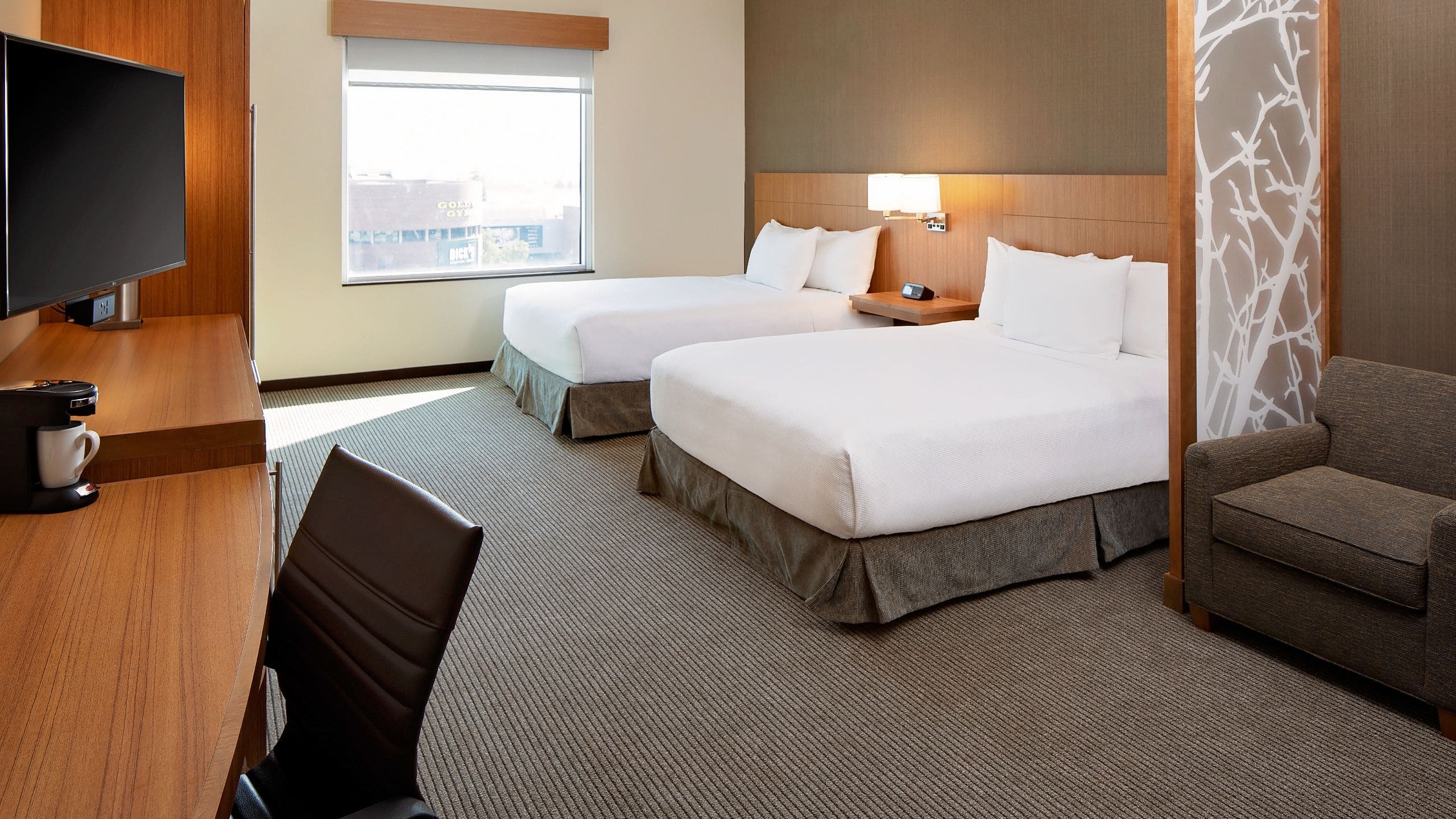 Hyatt Place Glendale / Los Angeles Accessible Queens Guestroom