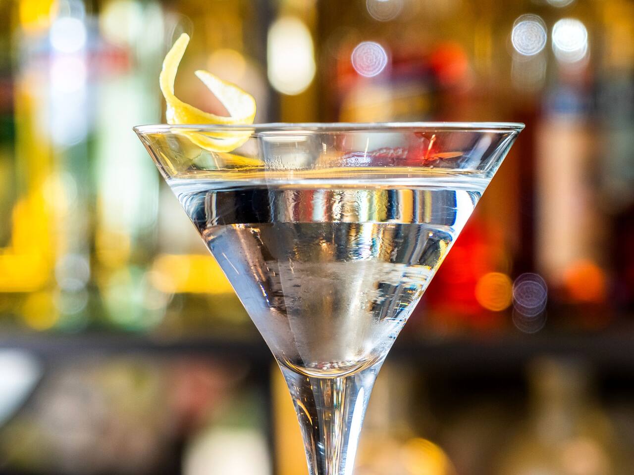 cocktail at luxury bar in las condes santiago