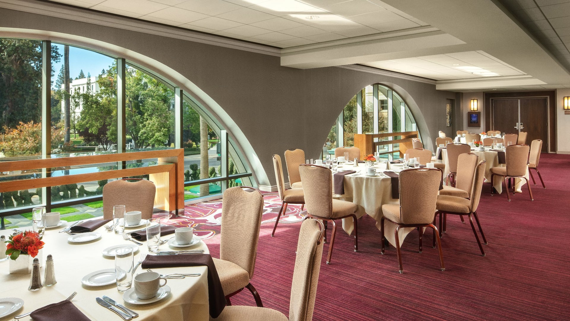 Hyatt Regency Sacramento Mezzanine Banquet
