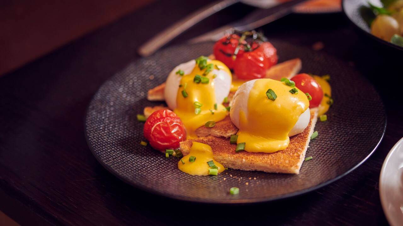 Buffet Breakfast Eggs Benedicte at hotel Hyatt Paris Madeleine