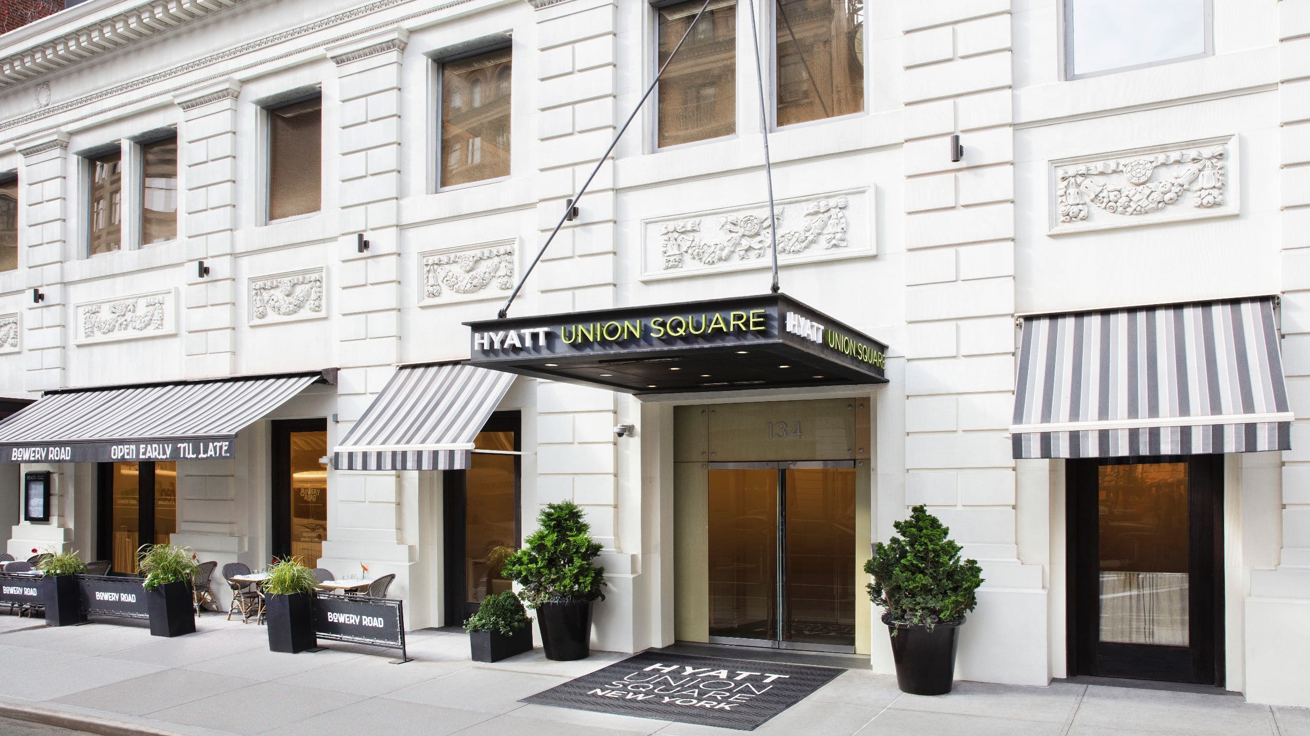Hyatt Union Square New York Hotel Entrance