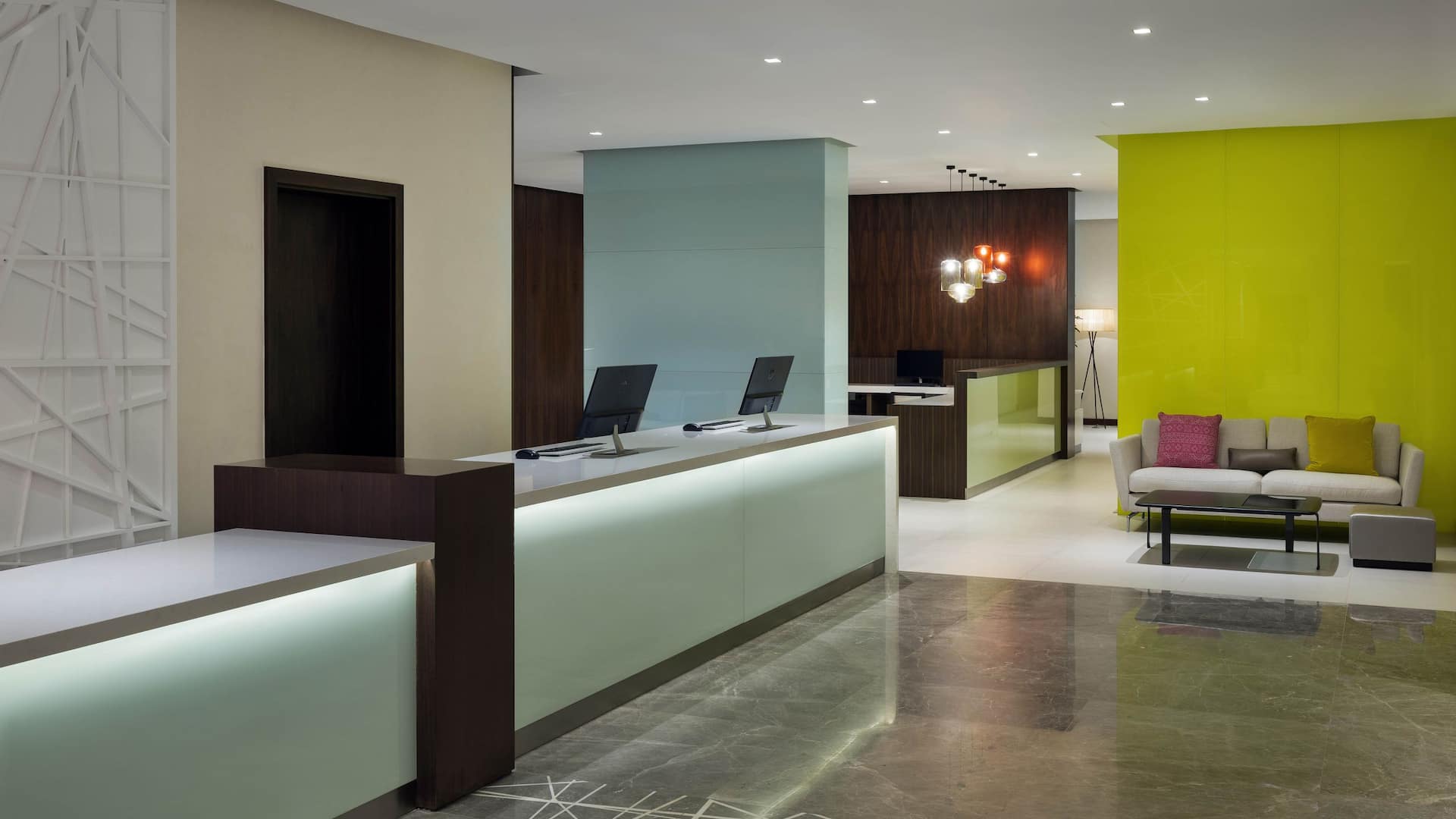 Hyatt House Jeddah Sari Street Front Desk