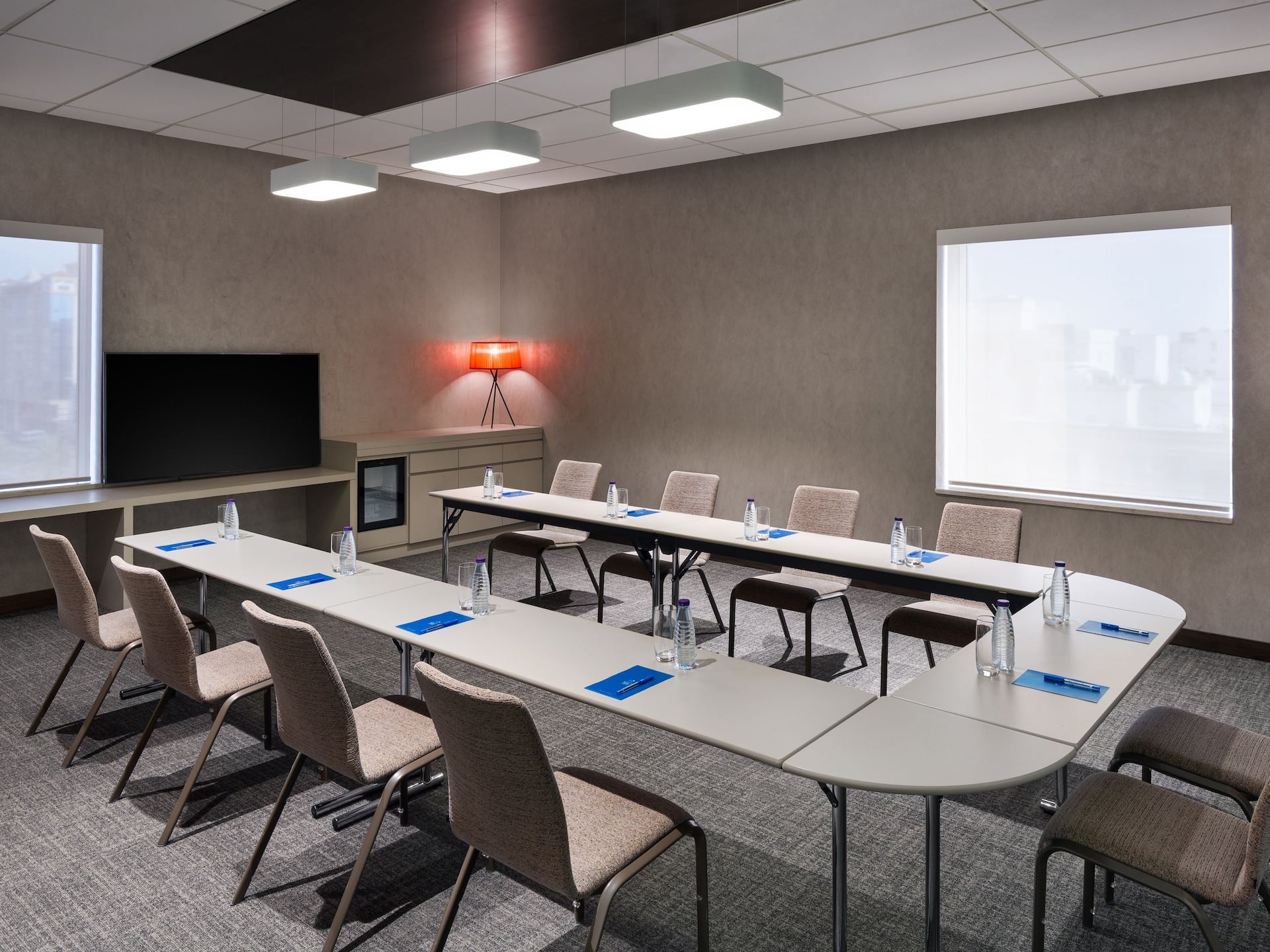 Hyatt House Jeddah Sari Street Meeting Room