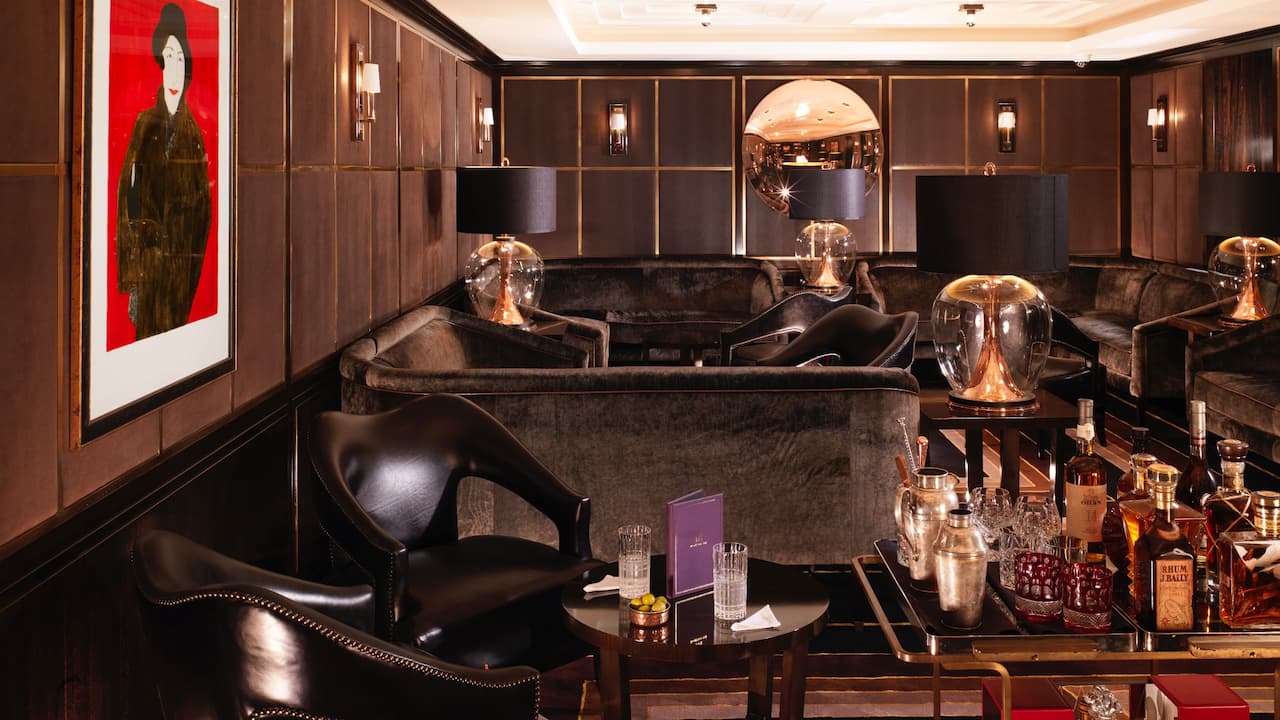 Manetta's Bar