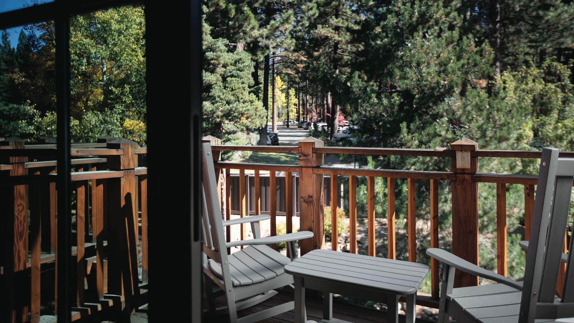 2 de 3 Hyatt Regency Lake Tahoe Resort, Spa and Casino 1 King Balcony