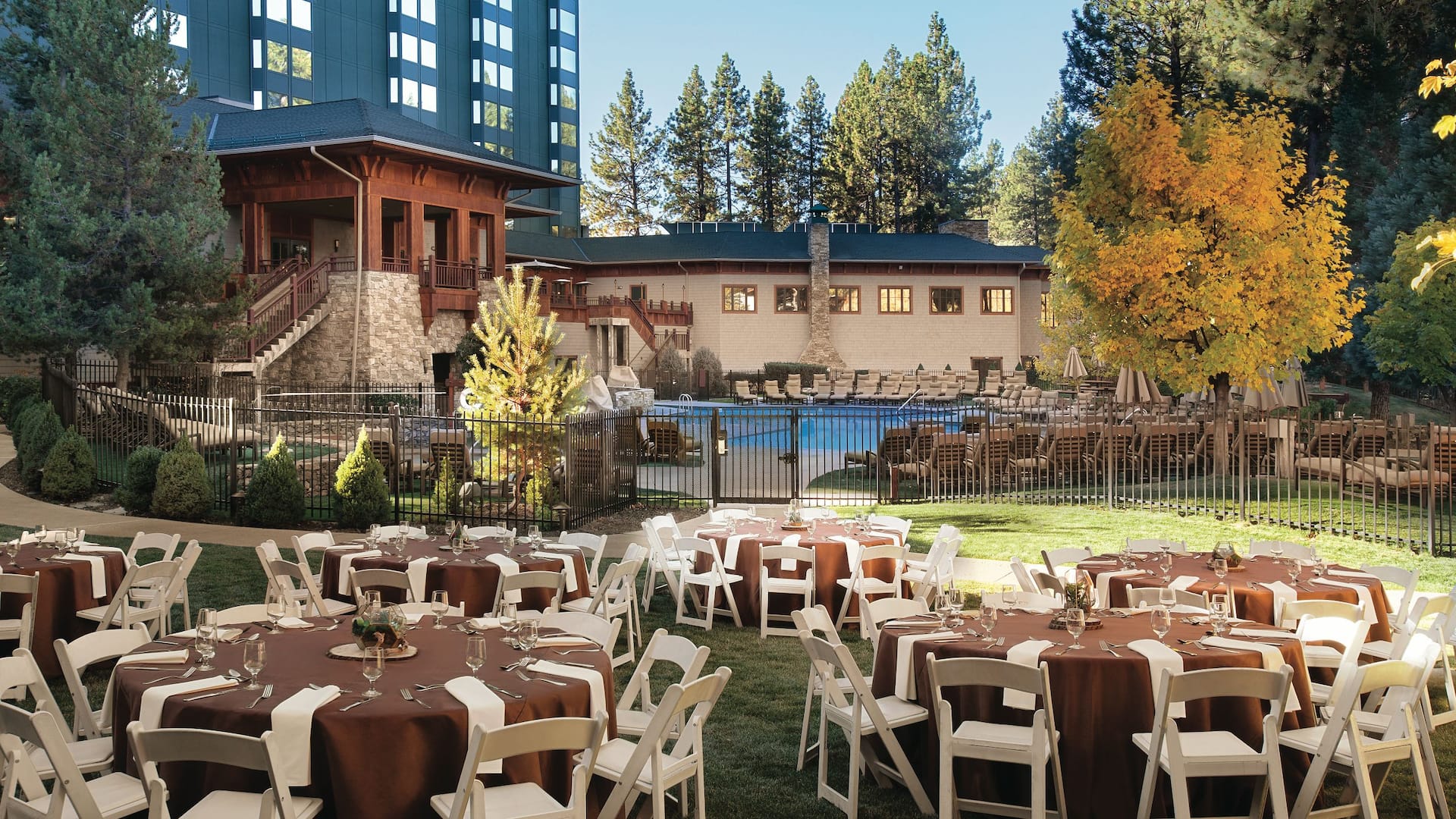 Hyatt Regency Lake Tahoe Resort, Spa and Casino Garden Social