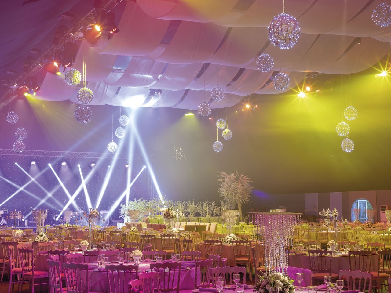 Wedding Table Setup