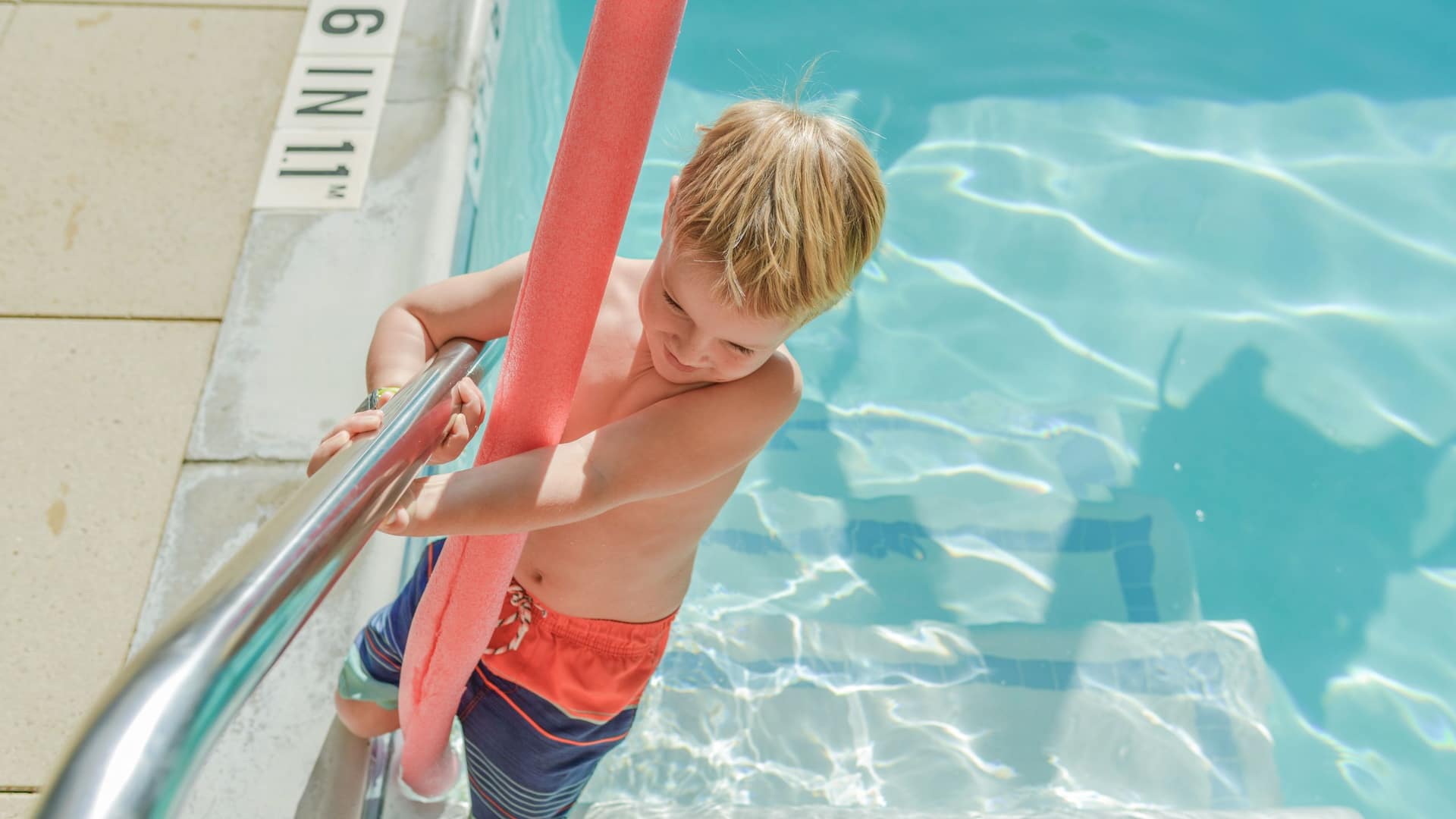 Hyatt House HH_P274 Child in Pool