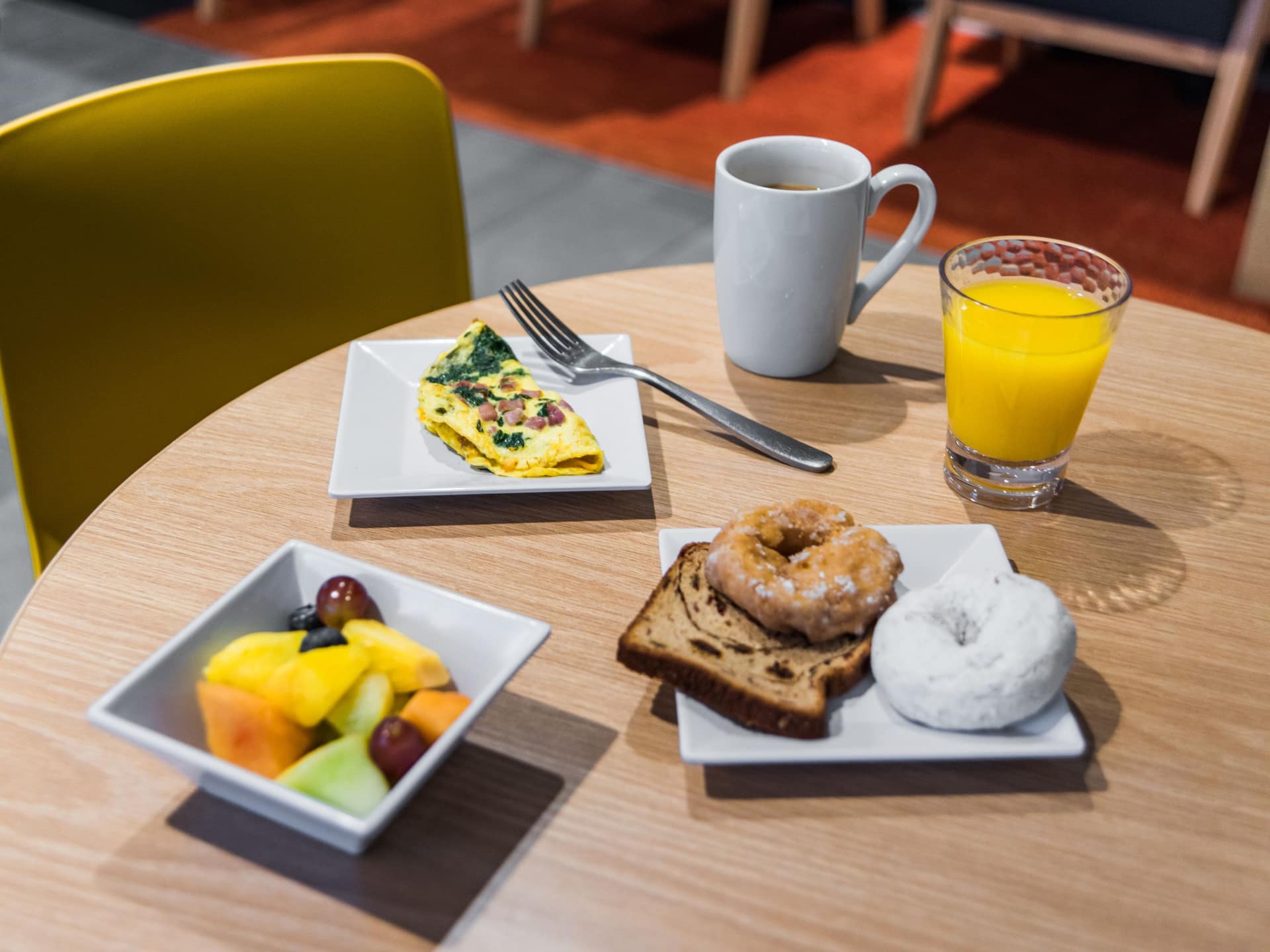 Hyatt House HH_P336 Omelette Donuts Fruit Breakfast