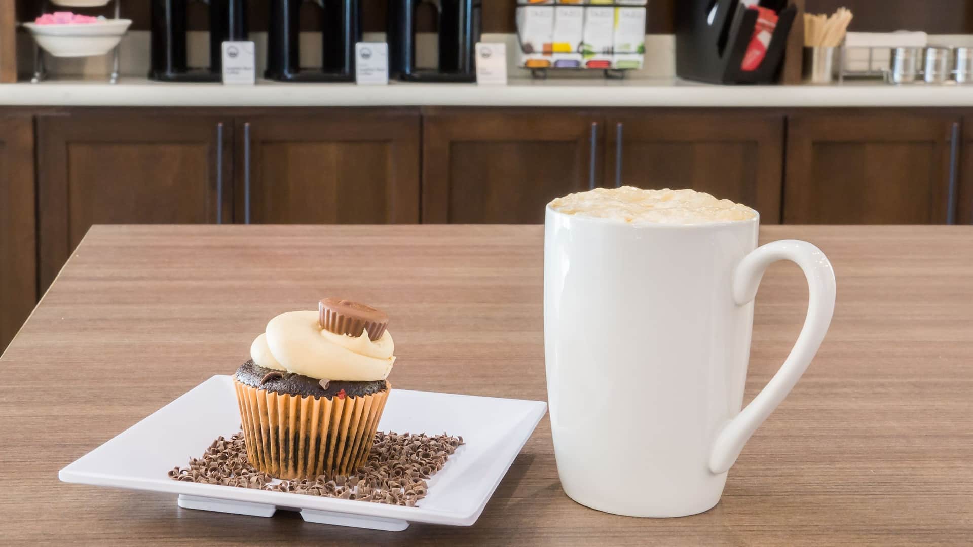 Hyatt Place Orlando/Lake Buena Vista Coffee Cupcake