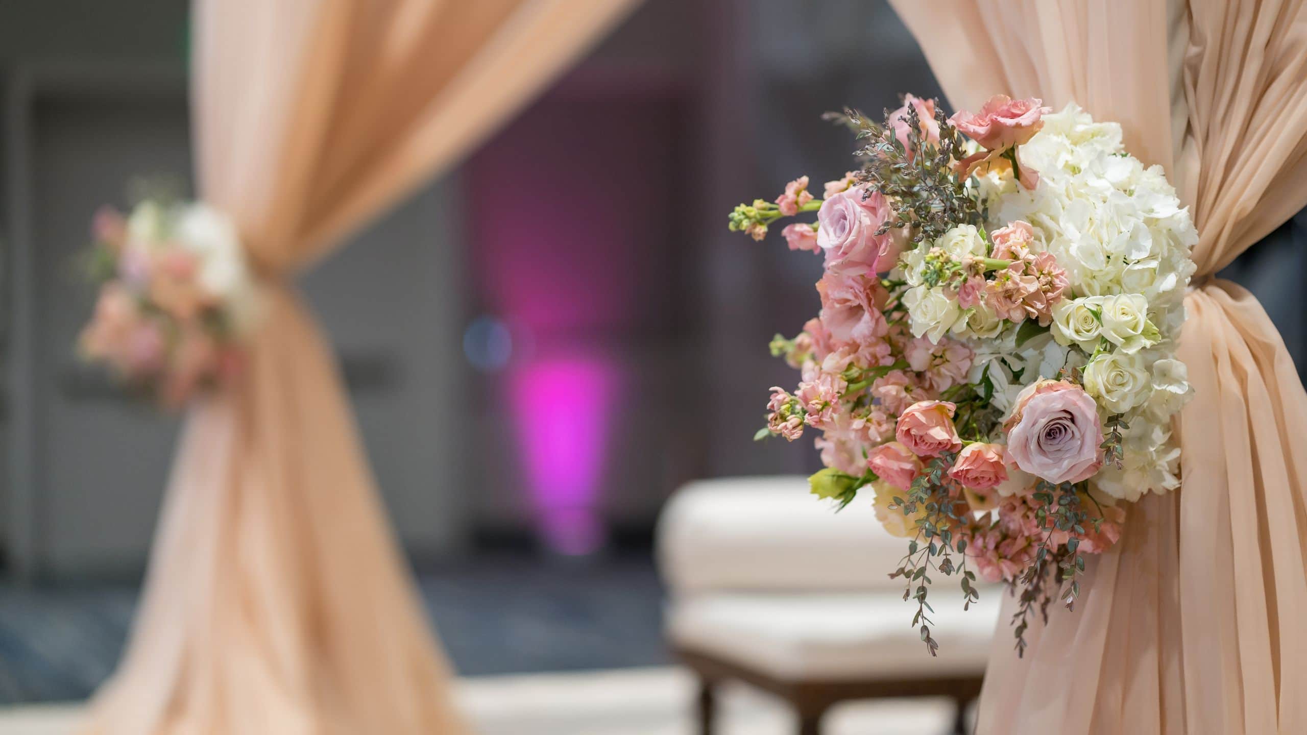 Hyatt Regency San Francisco Airport Wedding Floral