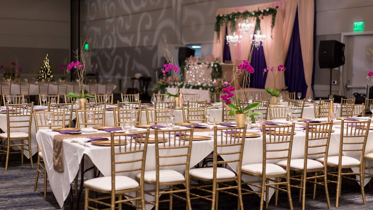 Wedding reception seating in San Francisco 