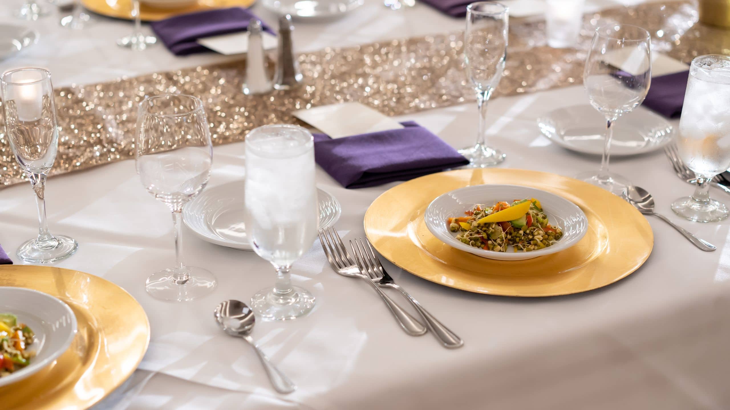 Hyatt Regency San Francisco Airport Wedding Reception Table Detail