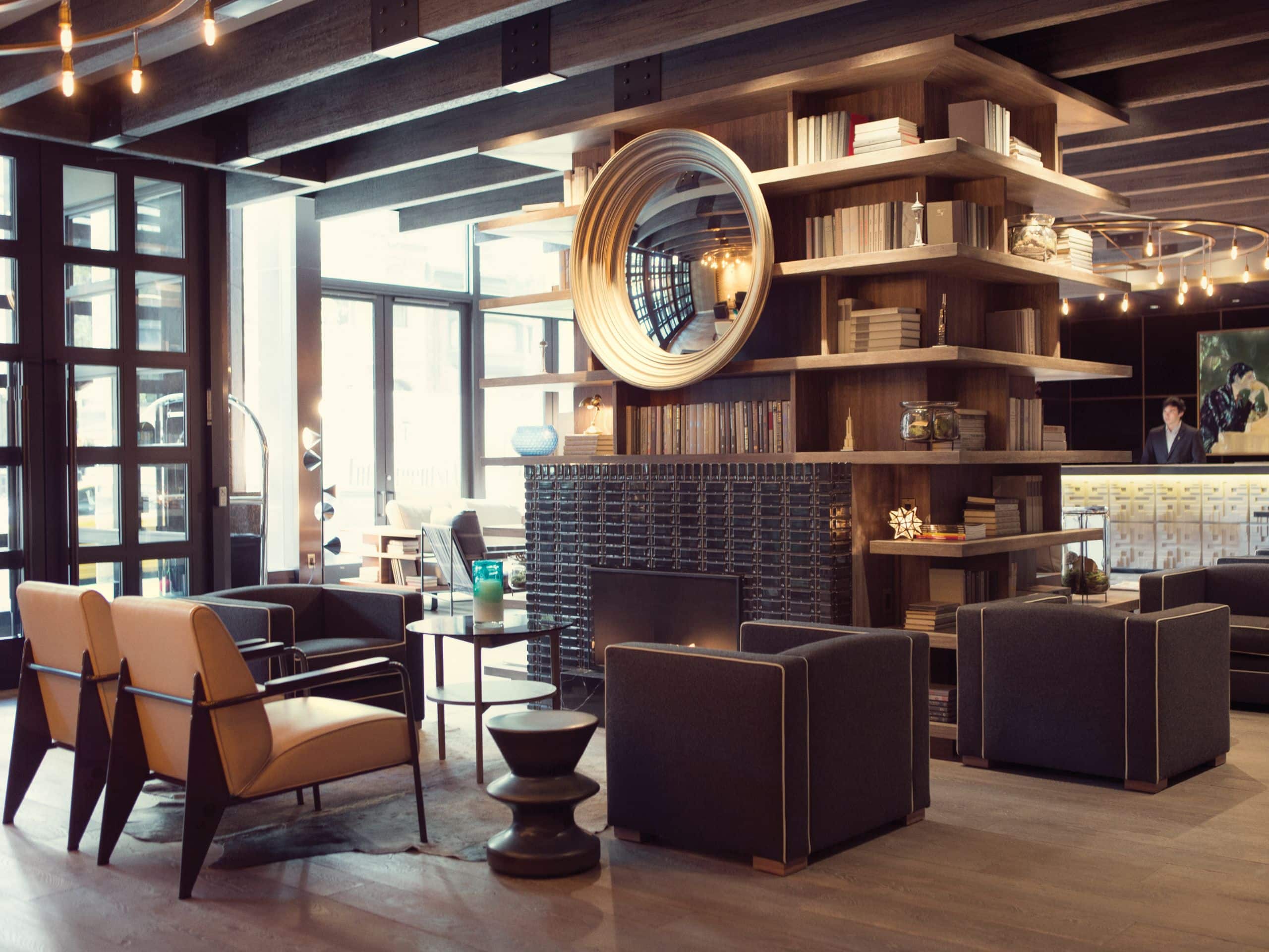 Downtown Seafood Restaurant & Bar | Thompson Chicago, by Hyatt