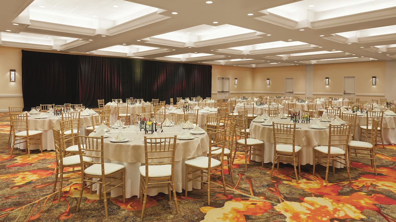 Grand Salon Ballroom