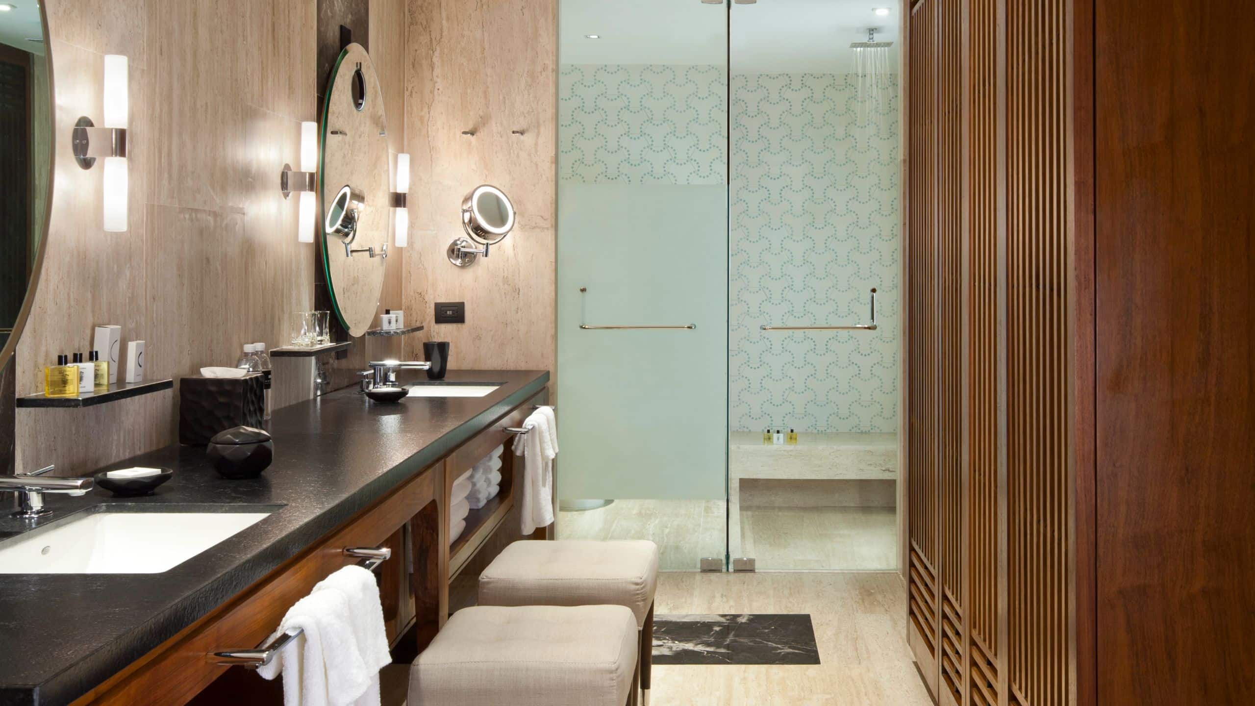 Thompson Playa del Carmen Main House Guestroom Bath