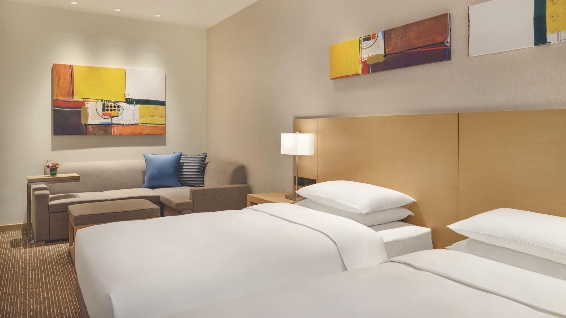 Hyatt Place Beijing Daxing Two Single Beds Guestroom