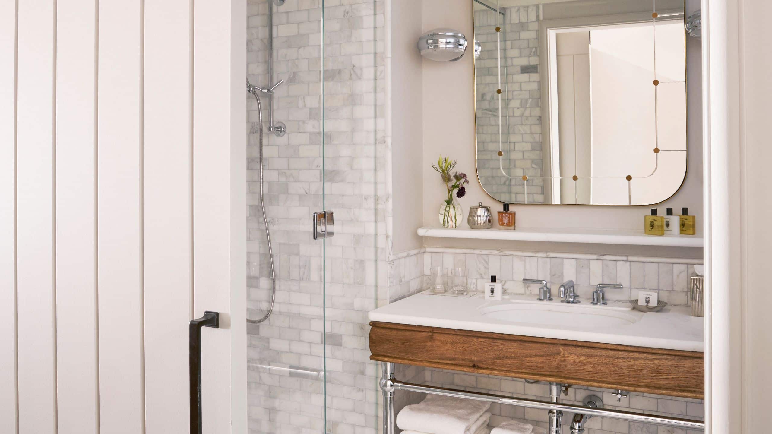 The Beekman, a Thompson Hotel Superior Queen Bath