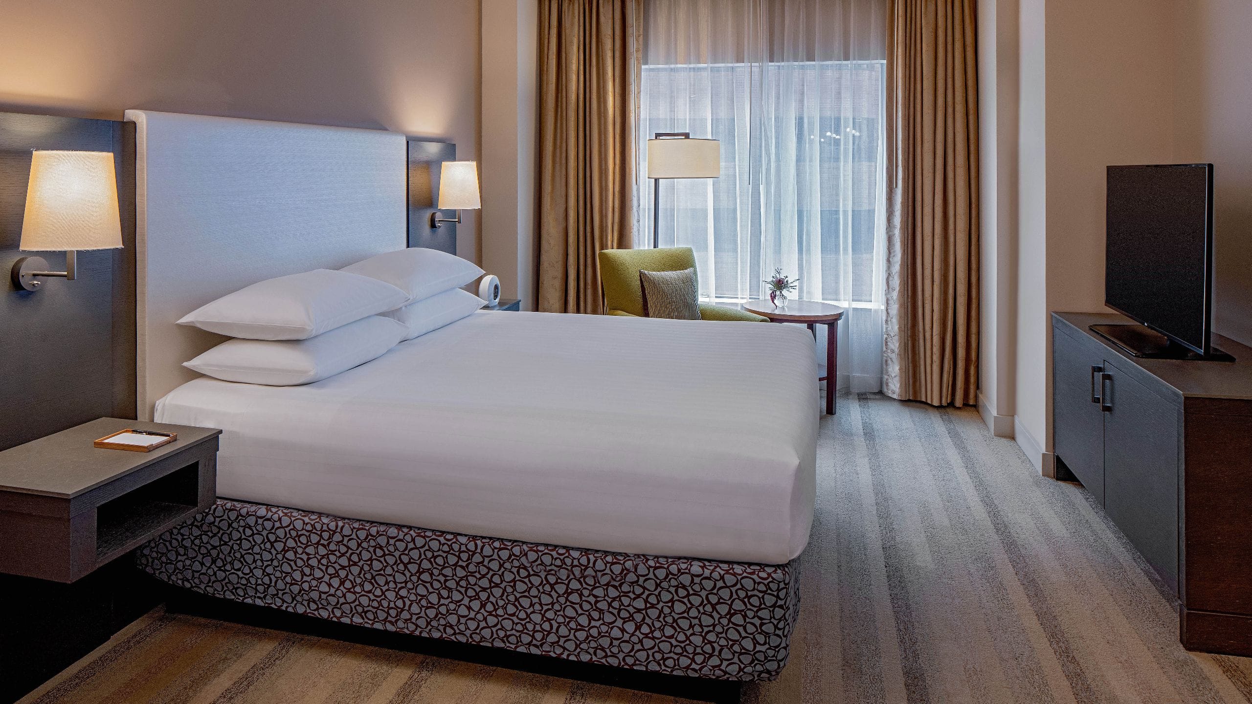 Hyatt at Olive 8 Presidential Bedroom