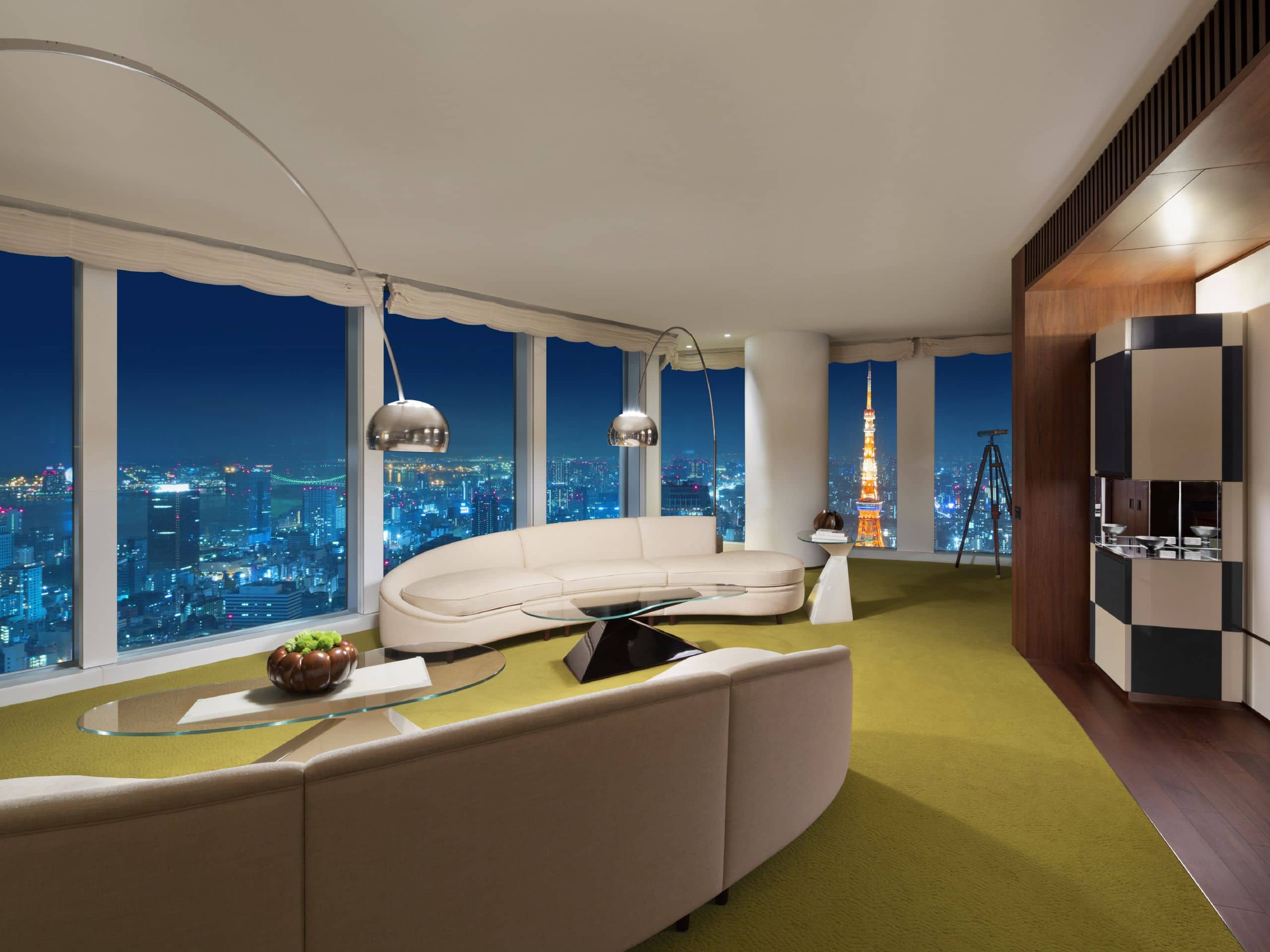 Andaz Tokyo Toranomon Hills Sky Suite Living Room