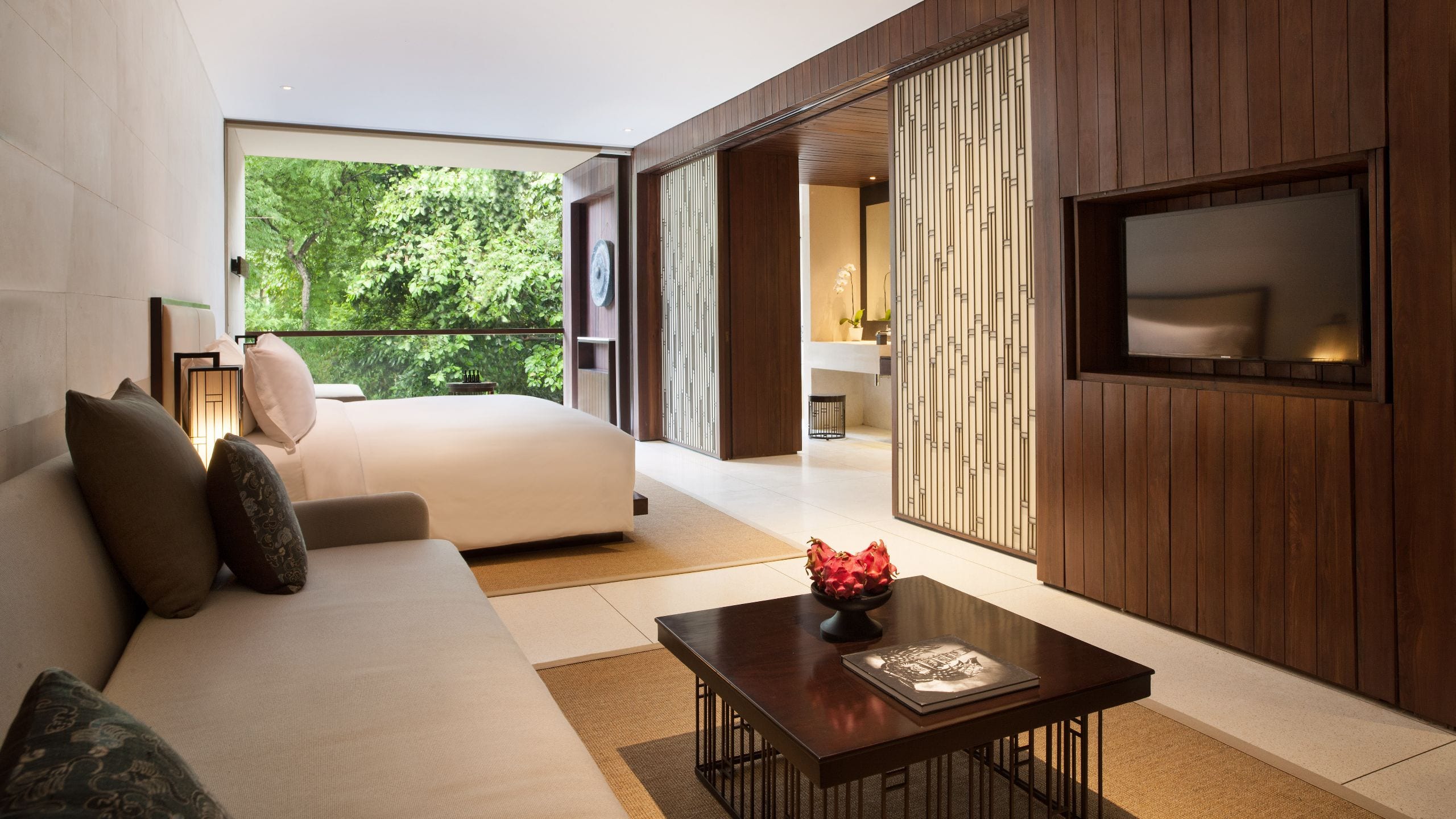 1/6 Alila Seminyak Deluxe Suite