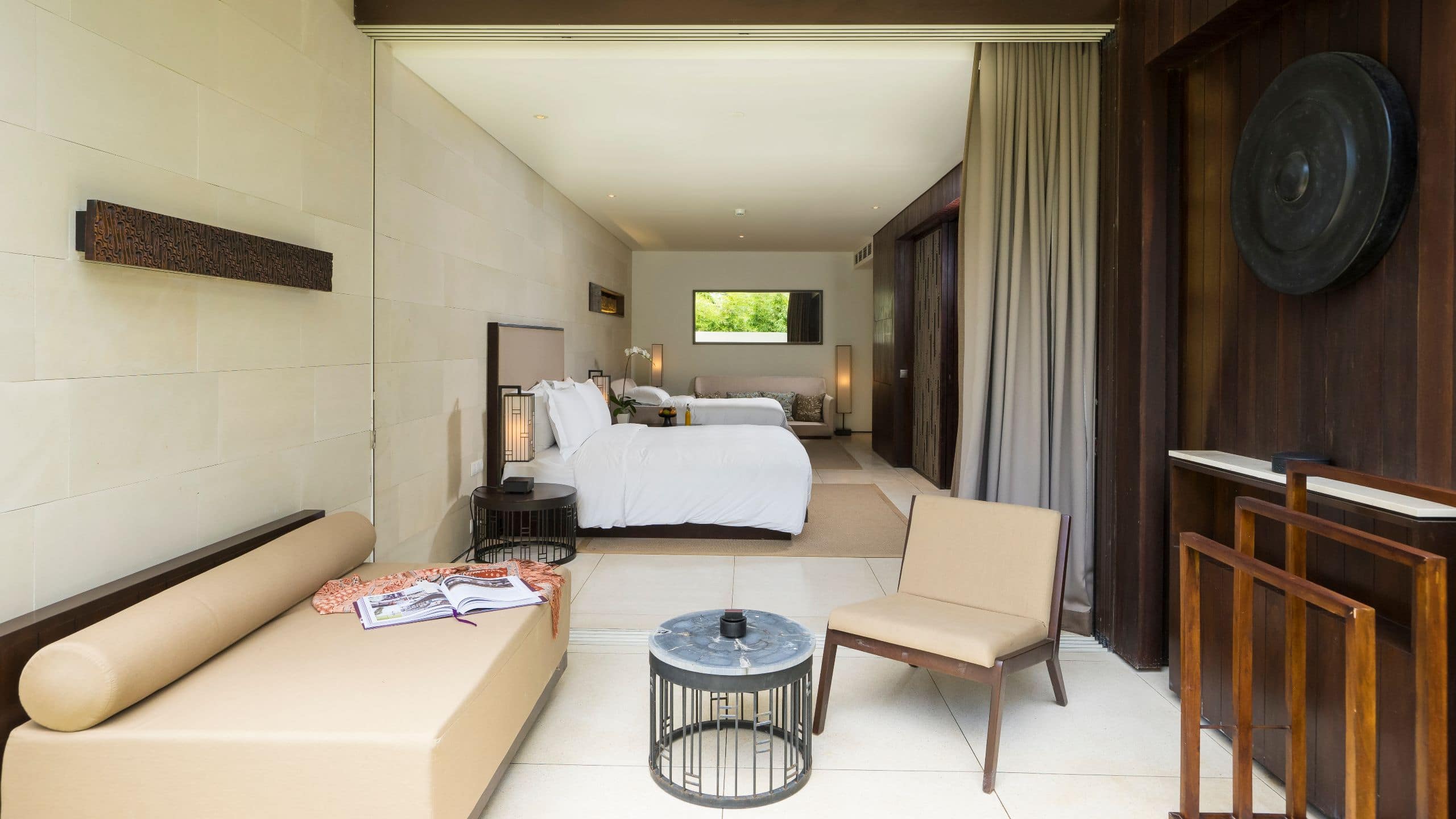 4/6 Alila Seminyak Deluxe Suite