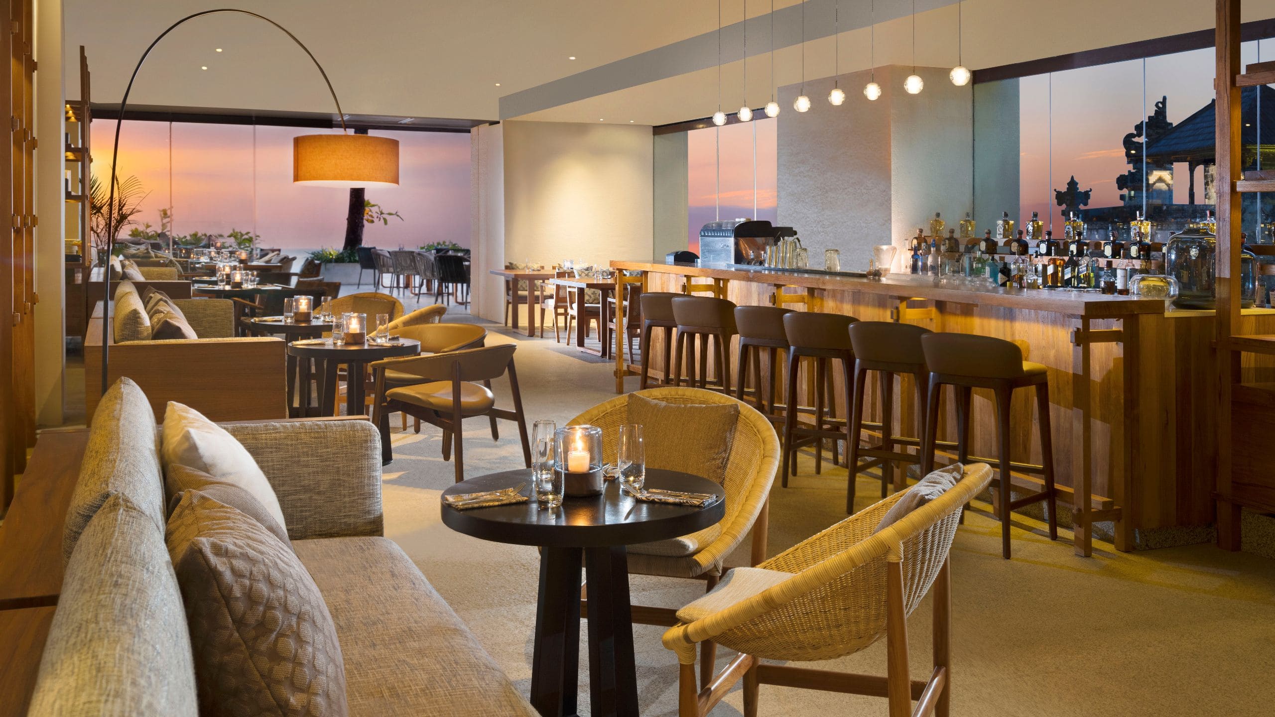 Alila Seminyak Restaurant Seasalt Bar