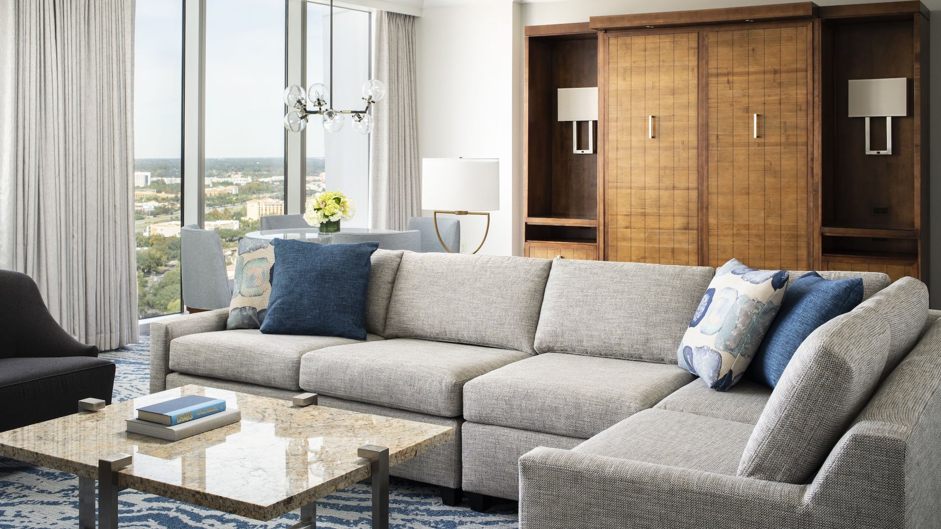 3/5 Hyatt Regency Orlando Hospitality Living Room